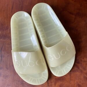Gucci Glow in the Dark slides men’s 7 women’s 8-9